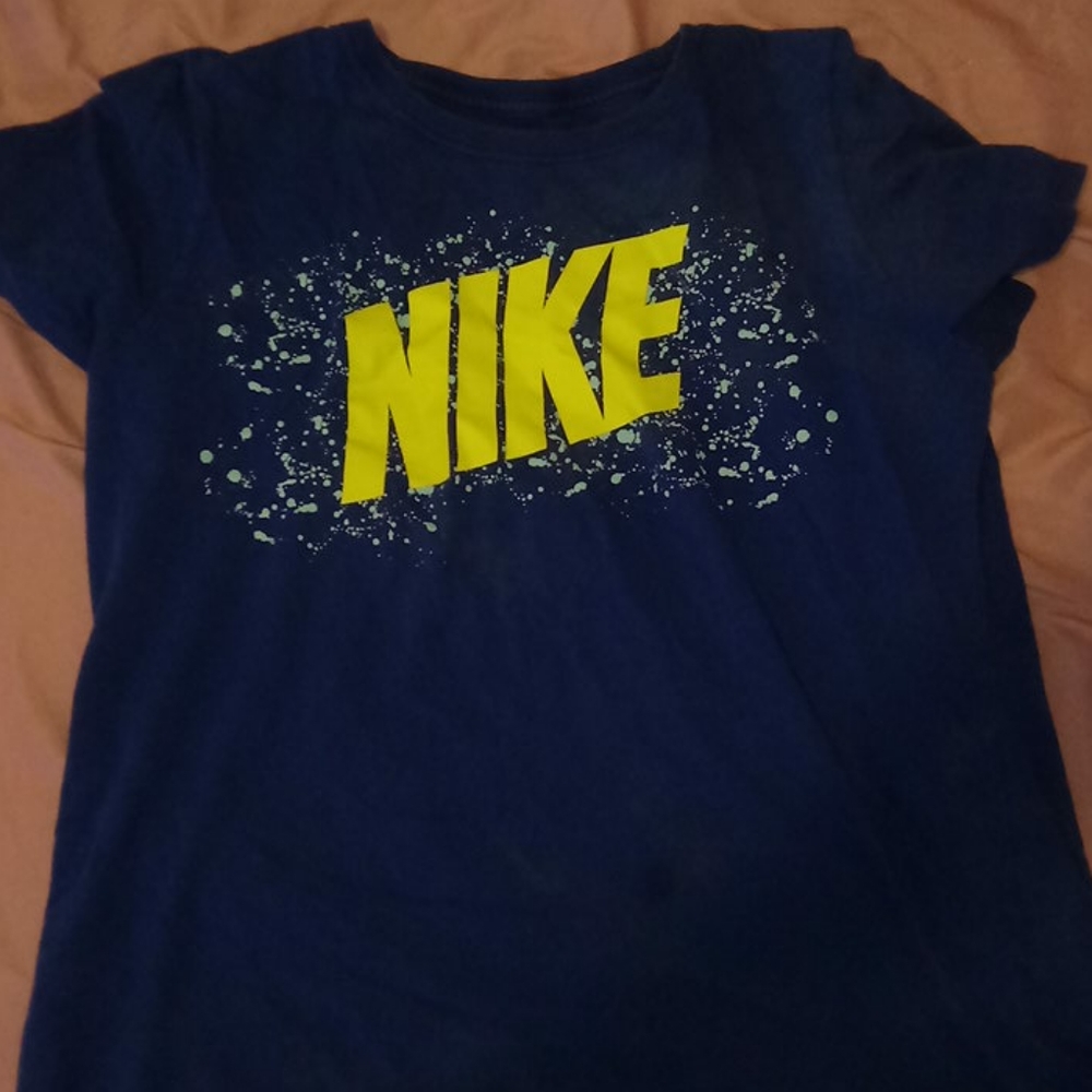 Nike shirt